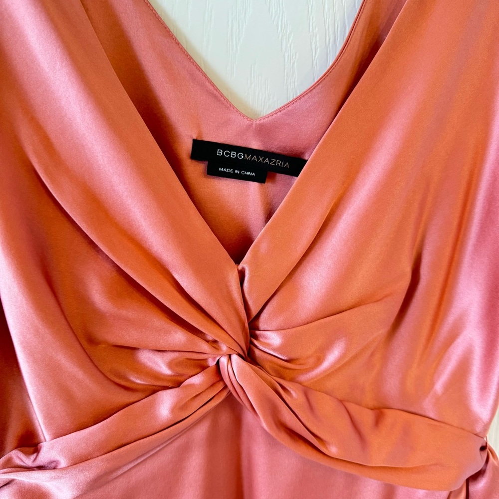 BCBG MAXAZRIA Silk pink sleeves blouse. Size XS
